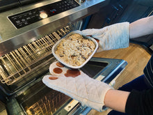 Load image into Gallery viewer, Cricket & Junebug Oven Mitts Cat Paws - Grey and Brown