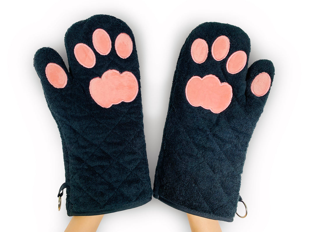 Cricket & Junebug Oven Mitts Cat Paws - Black & Pink