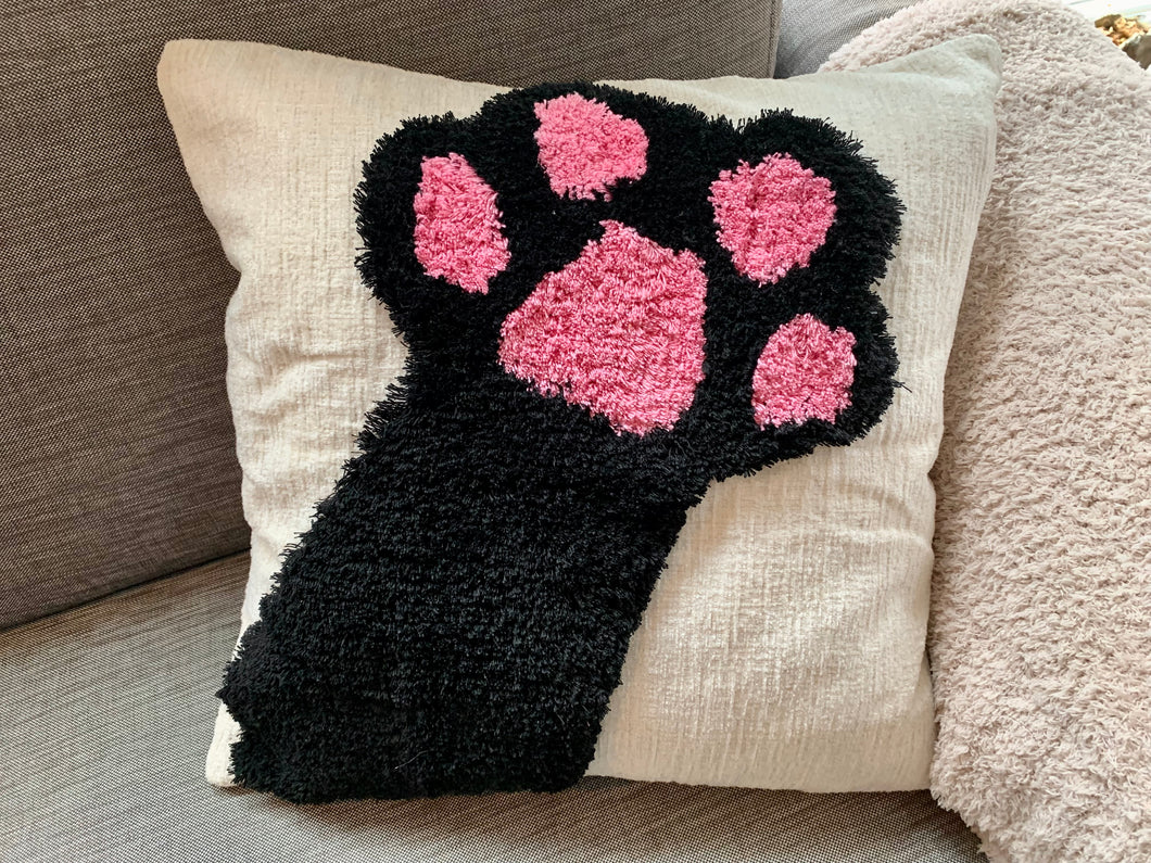 Cricket & Junebug Cat Paw Throw Pillow Cover 18 x 18 Inch, Woven Tufted Decorative Pillow Cover (No Pillow Insert, 1 Pcs 18x18 Pillow Cover) (Black & Pink)
