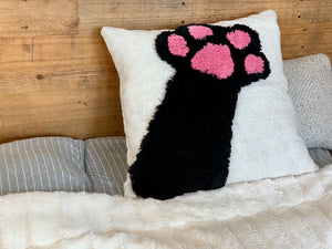 Cricket & Junebug Cat Paw Throw Pillow Cover 18 x 18 Inch, Woven Tufted Decorative Pillow Cover (No Pillow Insert, 1 Pcs 18x18 Pillow Cover) (Black & Pink)