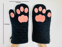 Load image into Gallery viewer, Cricket &amp; Junebug Oven Mitts Cat Paws - Black &amp; Pink
