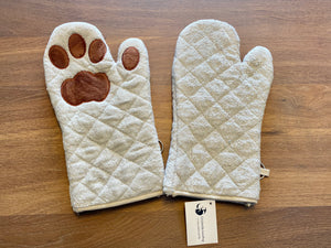 Cricket & Junebug Oven Mitts Cat Paws - Grey and Brown